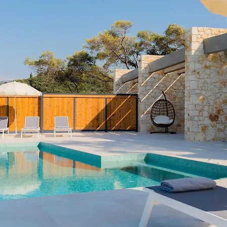 Serapias By Posarellivillas Villa *