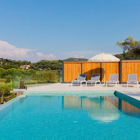 Serapias By Posarellivillas Villa