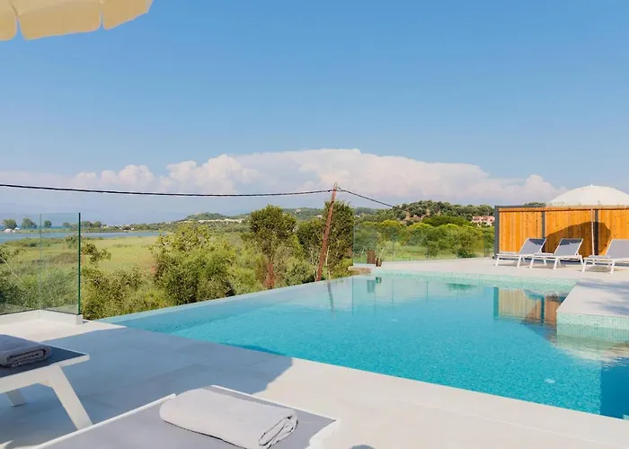 Serapias By Posarellivillas Villa