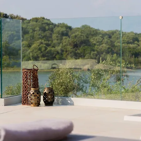 Serapias Villa